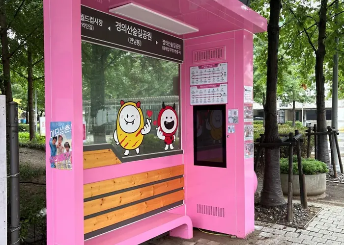연남동,경의선숲길,홍대입구2번출구,올리브영,연세대,세브란스병원,2룸3베드,ak홍대쇼핑,짐보관 서울특별시
